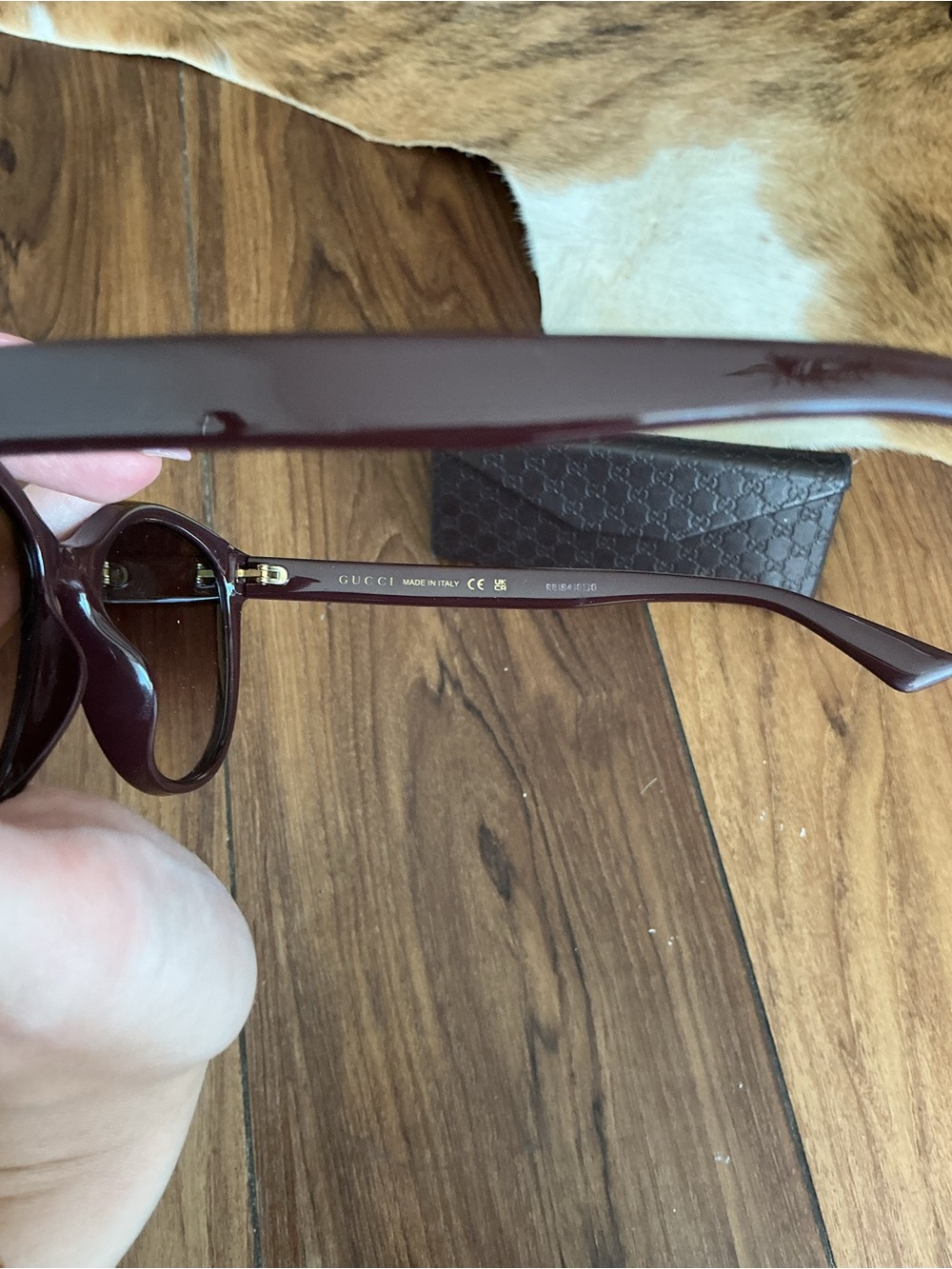Gucci Women’s Brown Gradient Lens Sunglasses - Picture 3 of 4
